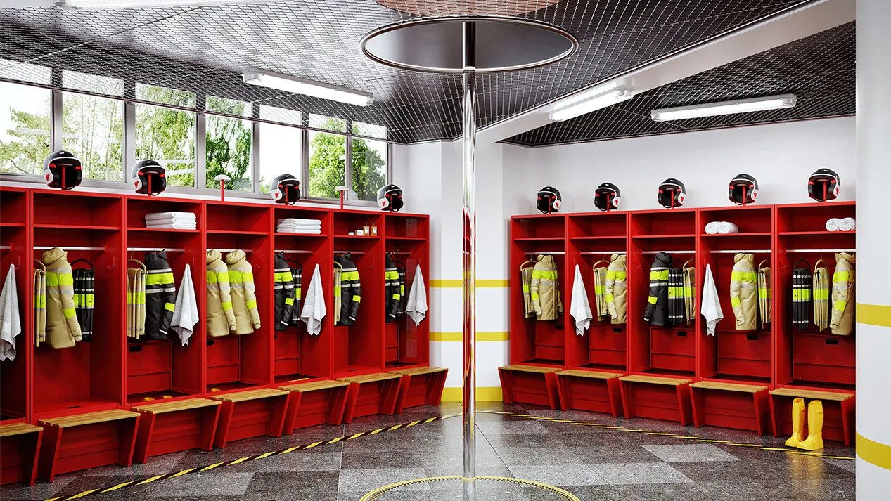 Feuerwehrumkleide mit roten Einsatzspinden und Schutzkleidung