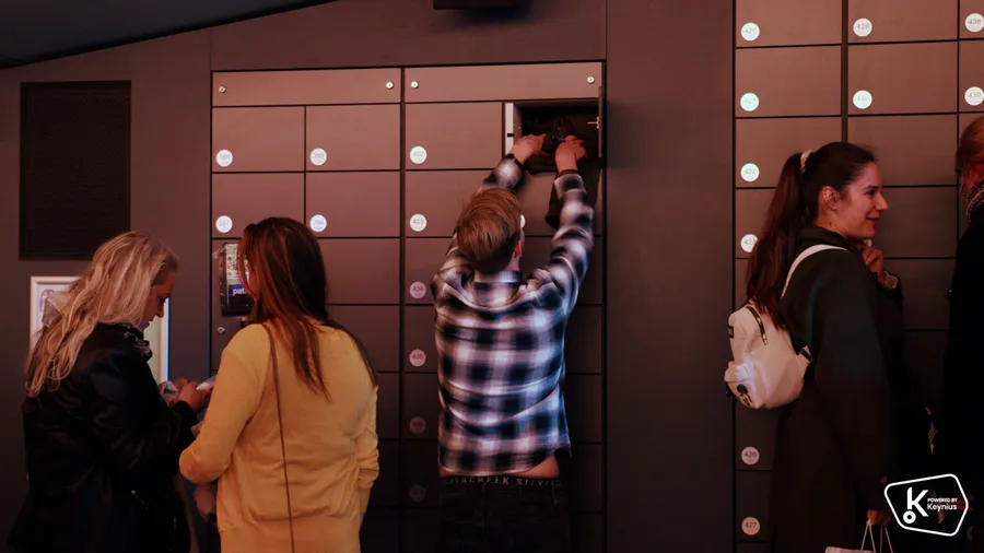 Digital verwaltete Smart-Locker-Anlage