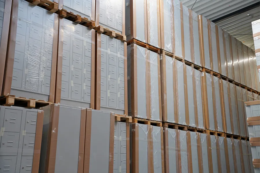 Produktion von Stahlmöbeln innerhalb der Ceha-Gruppe