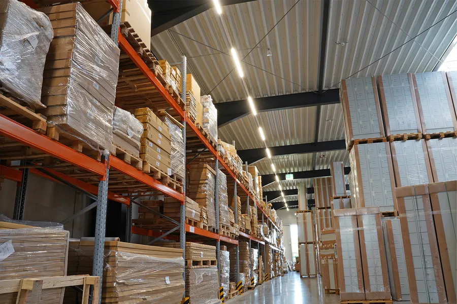 Lagerfläche mit verpackten Ceha Produkten